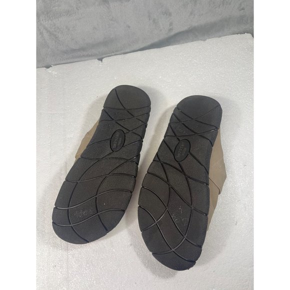 Earth Origins Shoes Women's US 10 Ellery Wheat Suede woven clogs. - Picture 15 of 16